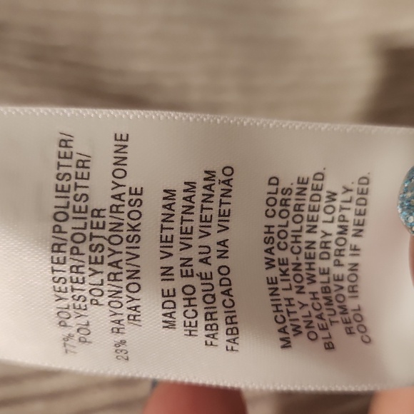 Jones NY top - Picture 9 of 9